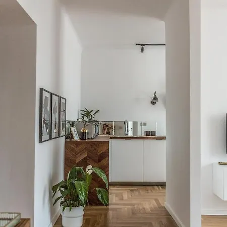 Old Town Heart X Luxury - Piekna